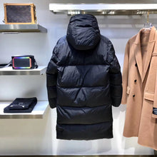 Load image into Gallery viewer, CLTH067 90%Feather