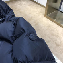 Load image into Gallery viewer, CLTH067 90%Feather