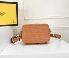 Load image into Gallery viewer, FF048 8.7x5.9x2.8inch