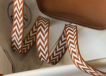 Load image into Gallery viewer, HM023 6.7x7.1x2.4inch