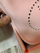 Load image into Gallery viewer, HM025 6.7x7.1x2.4inch