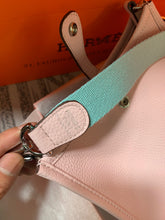 Load image into Gallery viewer, HM025 6.7x7.1x2.4inch