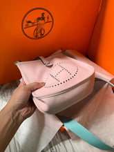 Load image into Gallery viewer, HM025 6.7x7.1x2.4inch