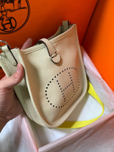 Load image into Gallery viewer, HM027 6.7x7.1x2.4inch