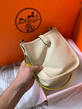 Load image into Gallery viewer, HM027 6.7x7.1x2.4inch