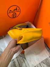 Load image into Gallery viewer, HM028 6.7x7.1x2.4inch