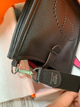 Load image into Gallery viewer, HM029 6.7x7.1x2.4inch