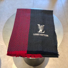 Load image into Gallery viewer, CLTH073 100%Lambs Wool 45x200cm