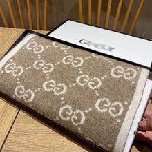 Load image into Gallery viewer, CLTH074 100%Lambs Wool 30x180cm