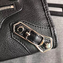 Load image into Gallery viewer, BCG005 S: 9.5x2.4x6.3inch L: 11.8x3.9x8.3inch