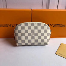 Load image into Gallery viewer, LB267 7.5x4.7x2.4