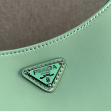 Load image into Gallery viewer, PD049 10.6x7.5inch