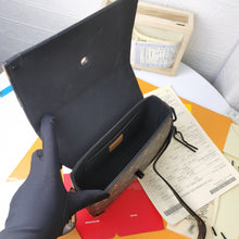 Load image into Gallery viewer, LB279 9.1x5.9x3.5inch