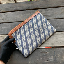 Load image into Gallery viewer, CL050 9.8x6.7x0.8inch