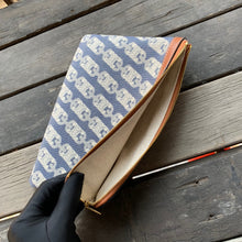 Load image into Gallery viewer, CL050 9.8x6.7x0.8inch