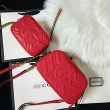 Load image into Gallery viewer, GC039 7.1x4.7x2.4(small) 9.4x5.1x2.8(medium)