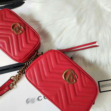 Load image into Gallery viewer, GC039 7.1x4.7x2.4(small) 9.4x5.1x2.8(medium)