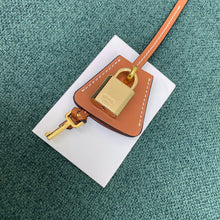 Load image into Gallery viewer, CL052 12.2x7.9x6.9inch