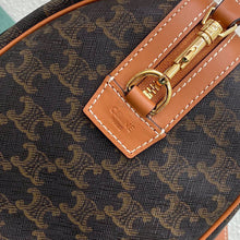 Load image into Gallery viewer, CL052 12.2x7.9x6.9inch