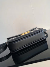 Load image into Gallery viewer, CL059 S:7.3x5.5x2.4inch M:8.7x6.5x3inch