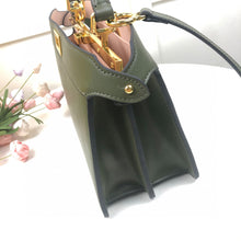 Load image into Gallery viewer, FF059 11.4x4.7x7.5inch