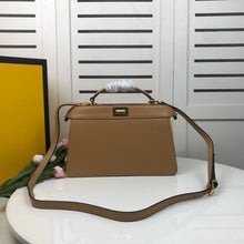 Load image into Gallery viewer, FF060 11.4x4.7x7.5inch