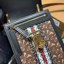 Load image into Gallery viewer, BUR046 5.3x1.8x7.5inch