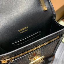 Load image into Gallery viewer, BUR046 5.3x1.8x7.5inch