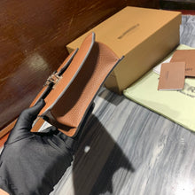 Load image into Gallery viewer, BUR048 5.3x1.8x7.5inch