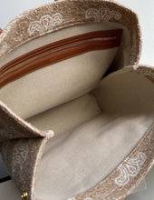 Load image into Gallery viewer, CL075 13.8x13.8x7.9