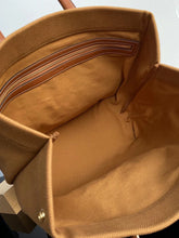 Load image into Gallery viewer, CL076 13.8x13.8x7.9