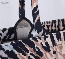 Load image into Gallery viewer, DR104 HIGHEST QUALITY VERSION L:16.3x13.8x7.1inch