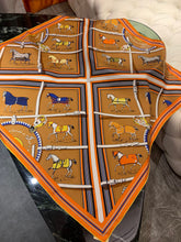 Load image into Gallery viewer, CLTH098 100%Pure Silk 90x90cm