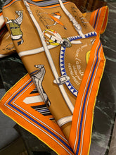 Load image into Gallery viewer, CLTH098 100%Pure Silk 90x90cm