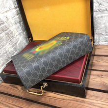 Load image into Gallery viewer, GC207 10.6x8.3x2.8inch