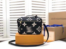 Load image into Gallery viewer, LB312 9.8x7.5x2.8 inch