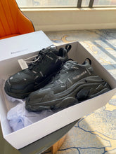 Load image into Gallery viewer, SE275 Men's Size 7-11 Women's Size 5-10