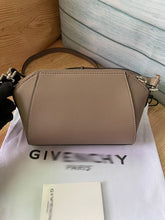 Load image into Gallery viewer, GNY004 7.1x5.1x2.8inch