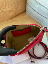 Load image into Gallery viewer, GNY005 7.1x5.1x2.8inch