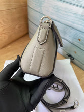 Load image into Gallery viewer, GNY006 7.1x5.1x2.8inch