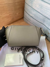 Load image into Gallery viewer, GNY006 7.1x5.1x2.8inch