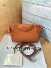 Load image into Gallery viewer, GNY007 7.1x5.1x2.8inch