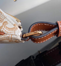 Load image into Gallery viewer, CL080 9.1x4.4x2.8inch