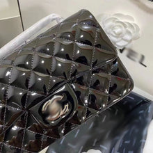 Load image into Gallery viewer, CC250 HIGHEST QUALITY VERSION S:5.7x9.1x2.4inch M:6.1x10x2.6inch