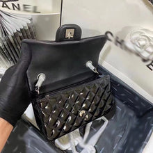 Load image into Gallery viewer, CC250 HIGHEST QUALITY VERSION S:5.7x9.1x2.4inch M:6.1x10x2.6inch