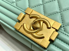 Load image into Gallery viewer, CC252 HIGHEST QUALITY VERSION S:7.9x3.9inch M:9.8x5.5x3.5inch