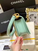 Load image into Gallery viewer, CC252 HIGHEST QUALITY VERSION S:7.9x3.9inch M:9.8x5.5x3.5inch