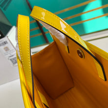 Load image into Gallery viewer, GC212 11x10.4x3.5inch