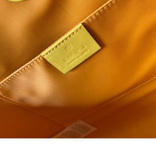 Load image into Gallery viewer, GC212 11x10.4x3.5inch