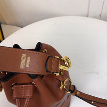 Load image into Gallery viewer, FF087 4.7x3.9x7inch